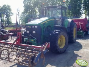 John Deere 8130