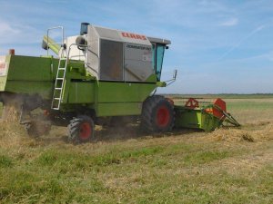 Claas  Dominator 150