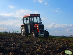 Massey Ferguson 255