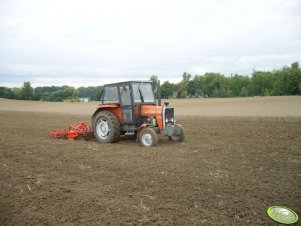 Massey Ferguson 255