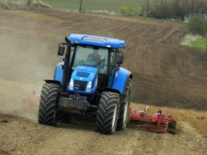 New Holland T7530 + Expom Tornado