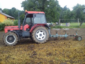 Zetor 6245 + pług 3 skibowy obrotowy