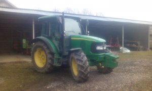 John Deere 5720