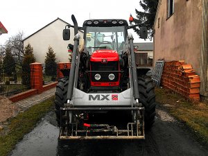 Massey Ferguson 5435