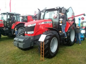 Massey Ferguson 7618