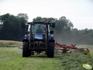 New Holland TL100