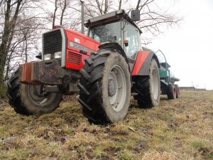 Massey Fergusson 3085 z Beczką 8000L