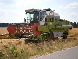Claas dominator 76