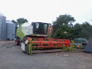 Claas Tucano 440