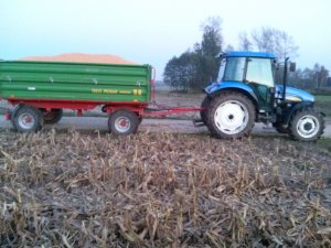 New Holland td5020