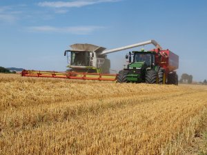 John Deere 8360 R + Horsch Titan 34 UW