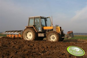 Renault 133.14 + Huard 470 Super