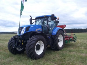 New Holland T7.220