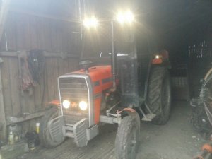 Massey Ferguson 235