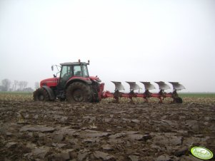 Massey Ferguson 8210 + V&N