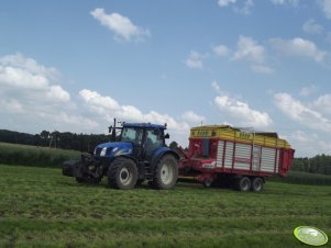 New Holland Ts135a