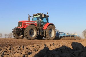 Massey Ferguson 6480 + Farmet K450