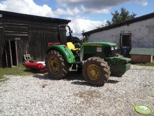 John Deere 5065E + Metal Fach 