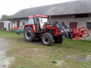 Zetor 10145 i kultywator