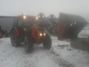 Zetor proxima 8441 wraz z wycinakiem do kiszonki