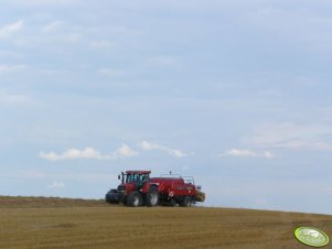 Case IH CVX 160 + Case IH LB 423 