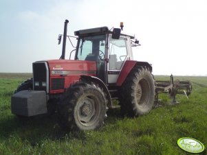 Massey Ferguson 3125 + UG KOS 3m