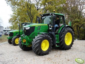 John Deere 6210R