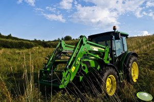 John Deere 5080M