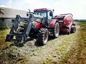 McCormick MC115 Quicke q56 & Lely Welger rp445