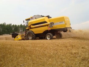 New Holland TC5070