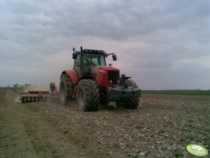 Massey Ferguson 7499