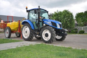 New Holland T4.75