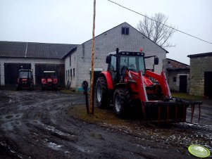Massey Ferguson 5450 + Stoll