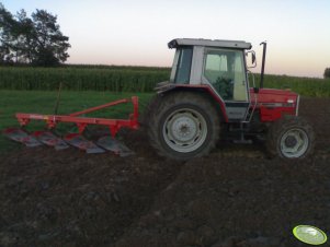 MF 3065 + AgroMasz 4*35