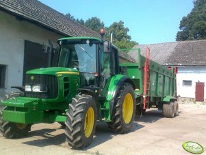 John Deere 6130