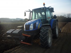 New Holland t5060