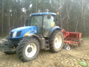 NH T6030 + AGRO-MASZ 3m