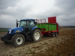 New Holland T6050 plus