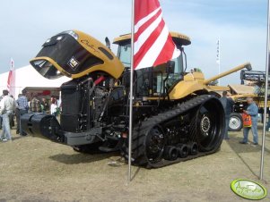 Challenger MT765B