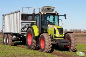 Claas ARION 630 C i Fliegl ASW 268