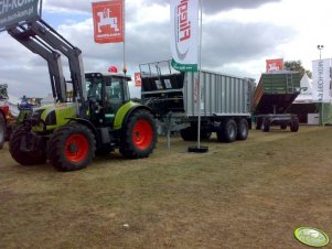 Claas Arion + Fliegl Gigant