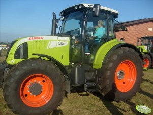 Claas Arion