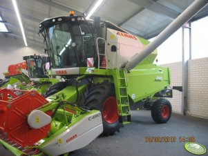 Claas Avero 240 