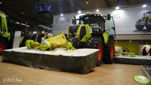 Claas Axion 810 + Claas Disco 3050FC & Claas