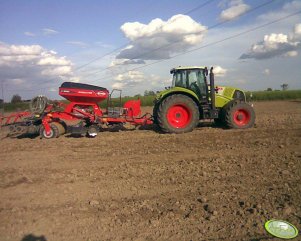 Claas Axion 810 + Speedliner Kuhn