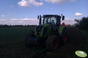 Claas Axion 810