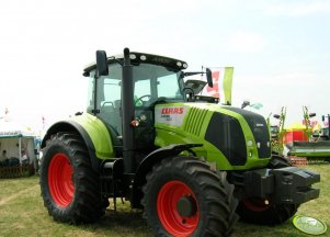 Claas Axion 810