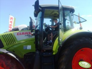 Claas Axion 810