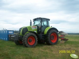 Claas Axion 830 + pług