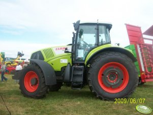 Claas Axion